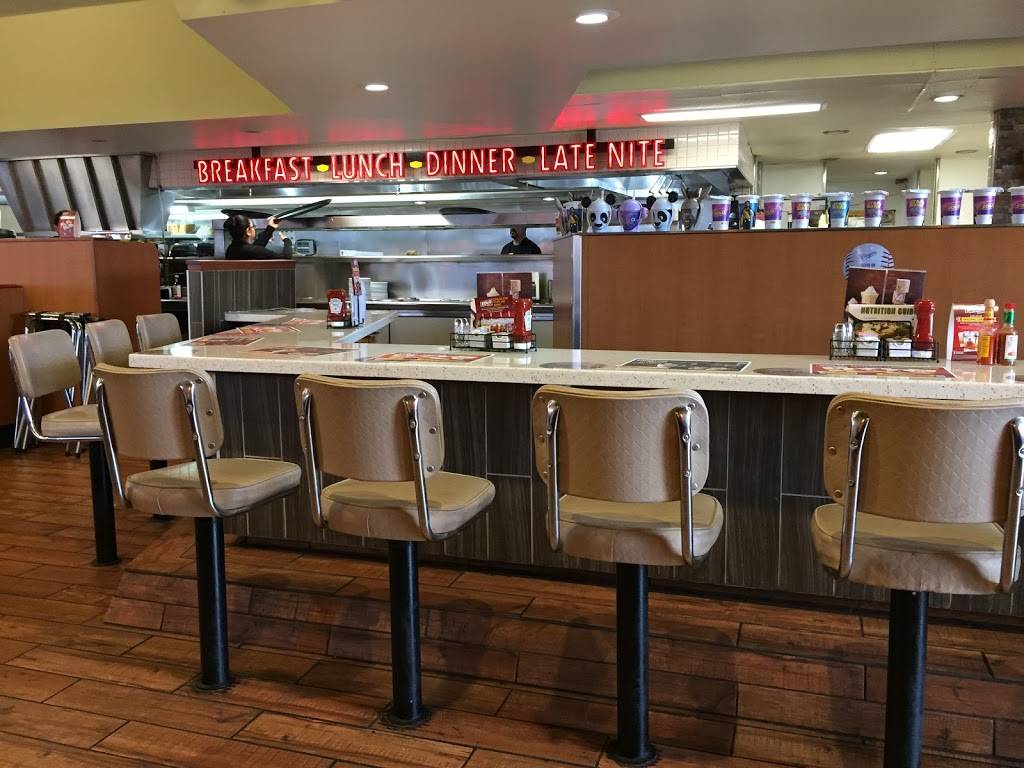 Dennys | restaurant | 5142 Triggs St, Commerce, CA 90022, USA | 3232642425 OR +1 323-264-2425