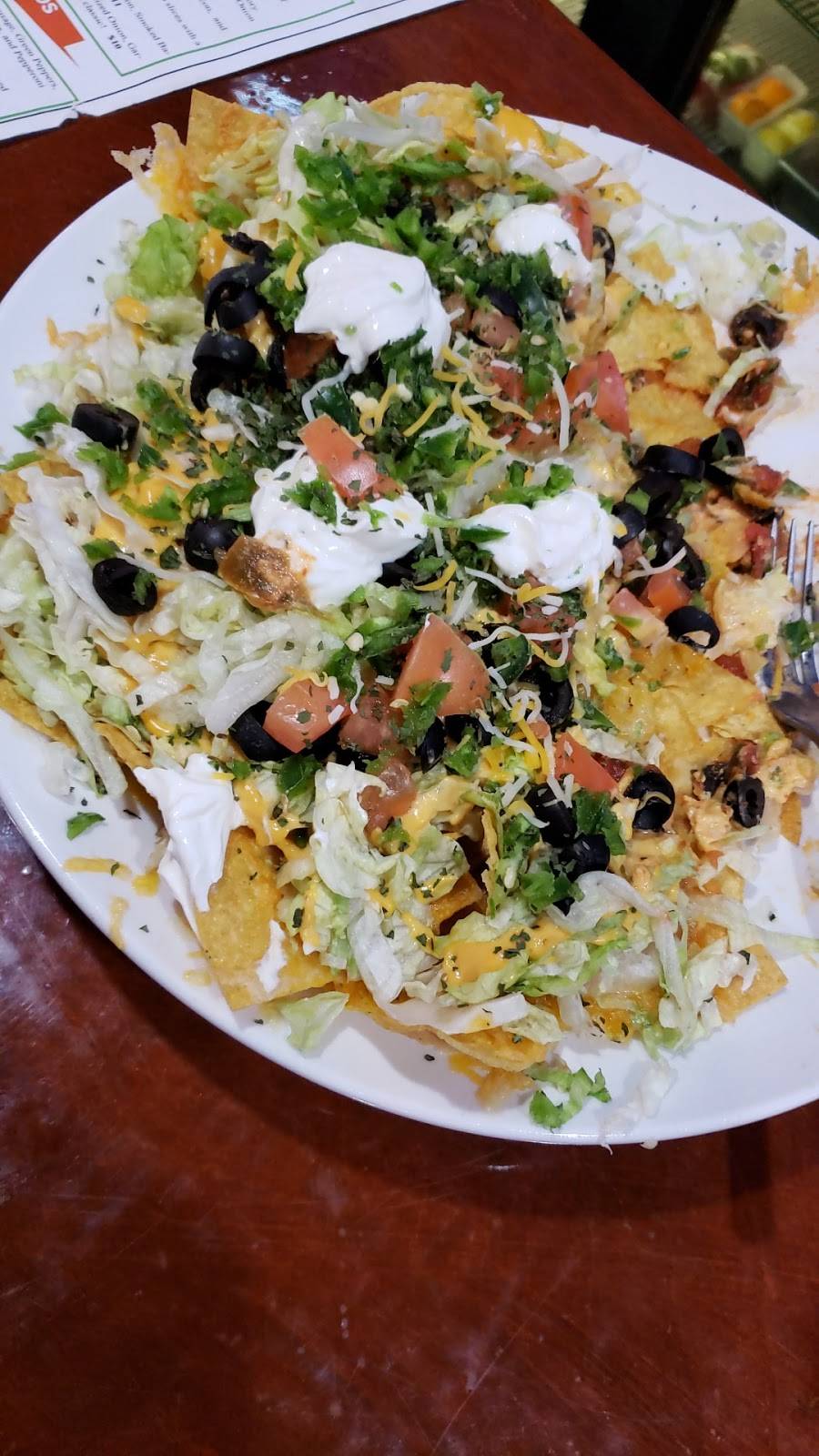 Whats Up Pub & Grub | restaurant | 918 Woodland Plaza Run, Fort Wayne, IN 46825, USA | 2604893488 OR +1 260-489-3488