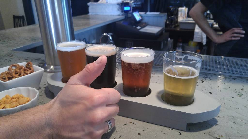 Microbrasserie Maltéus | restaurant | 5 Rue Victoria E, Salaberry-de-Valleyfield, QC J6T 2L1, Canada | 4507470315 OR +1 450-747-0315