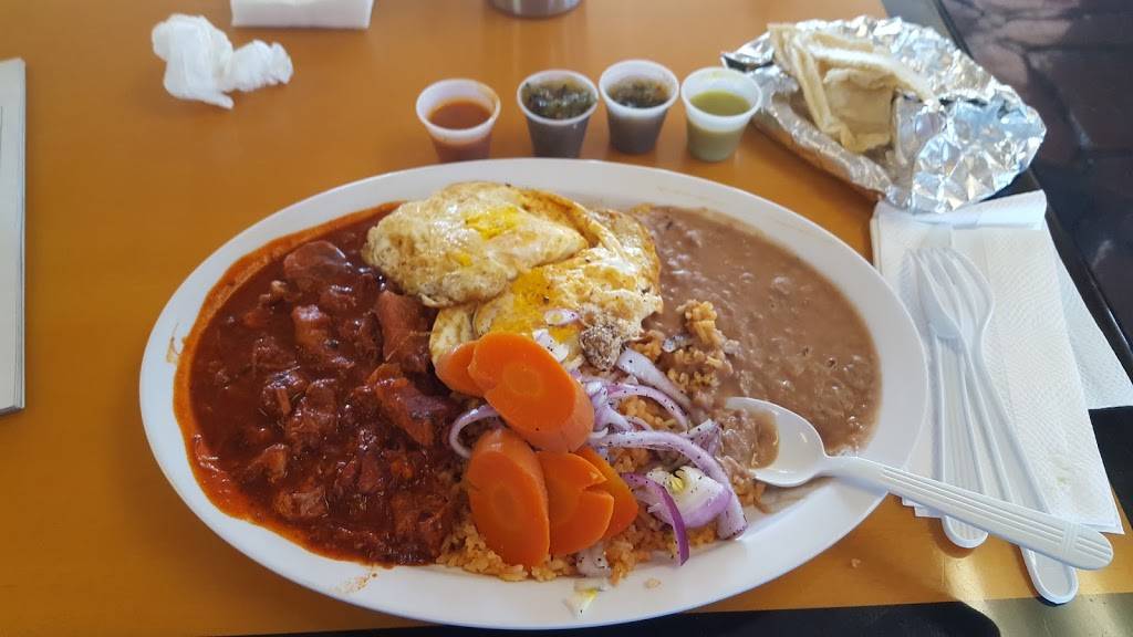 Salsitas | restaurant | 35 N Country Club Dr, Mesa, AZ 85201, USA | 6024353739 OR +1 602-435-3739