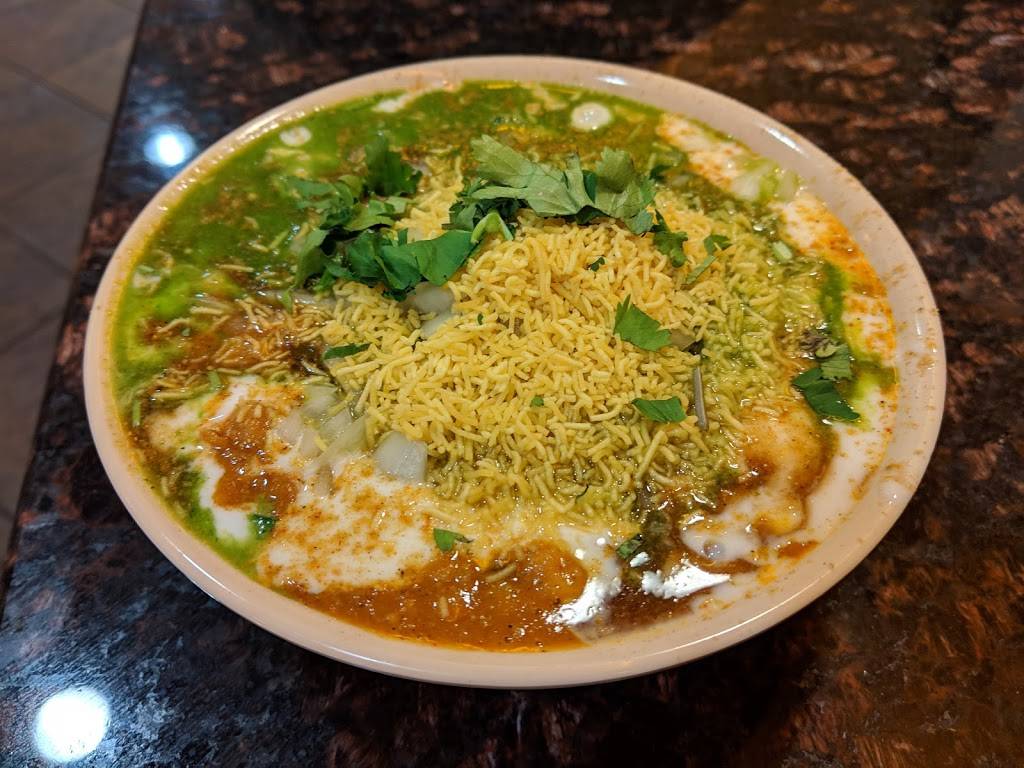 Annapurna Simply Vegetarian | restaurant | 2608 W Devon Ave, Chicago, IL 60659, USA | 7737641858 OR +1 773-764-1858