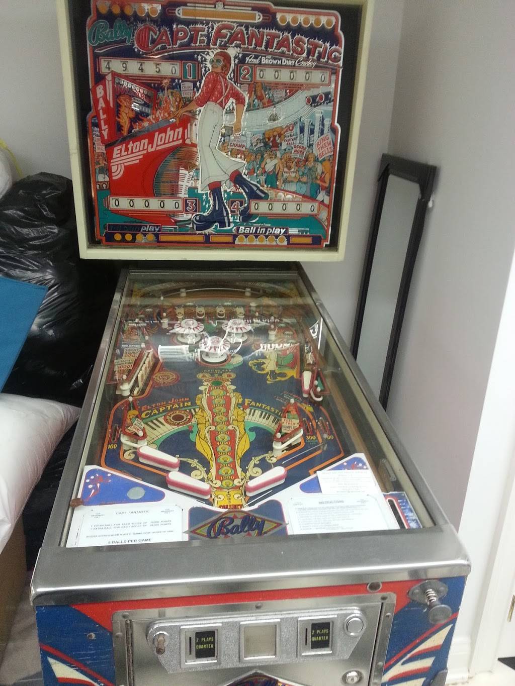 Finchs Country Store | meal takeaway | 4 Bedford-Banksville Rd, Bedford, NY 10506, USA | 9142053699 OR +1 914-205-3699