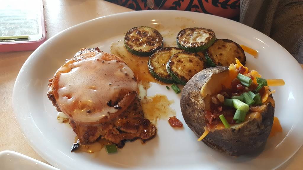 Ruby Tuesday | restaurant | 210 Turnersburg Hwy, Statesville, NC 28625, USA | 7048837883 OR +1 704-883-7883