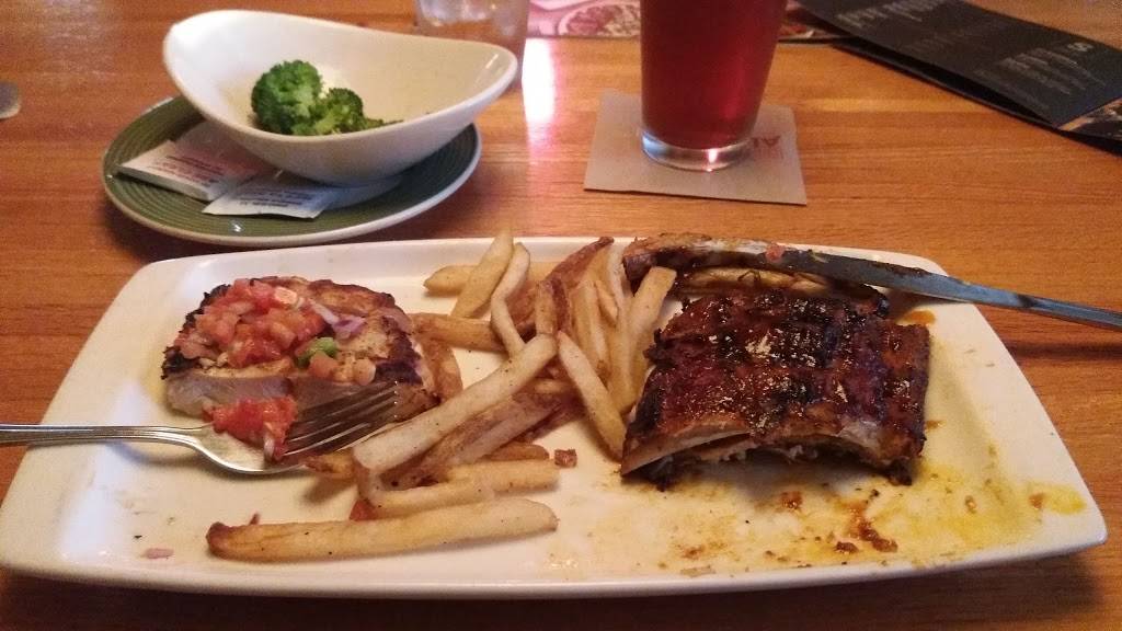 Applebees Grill + Bar | restaurant | 601 Manchester Ln, Newton, KS 67114, USA | 3162849366 OR +1 316-284-9366