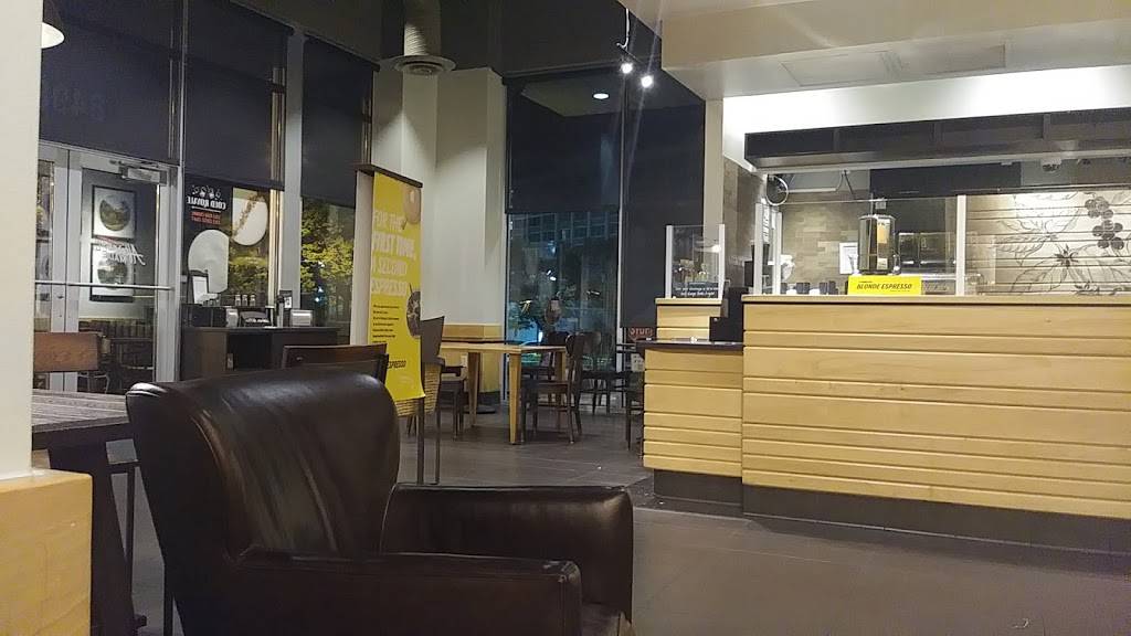 Starbucks | cafe | 8498 Annapolis Rd, New Carrollton, MD 20784, USA | 3015776232 OR +1 301-577-6232