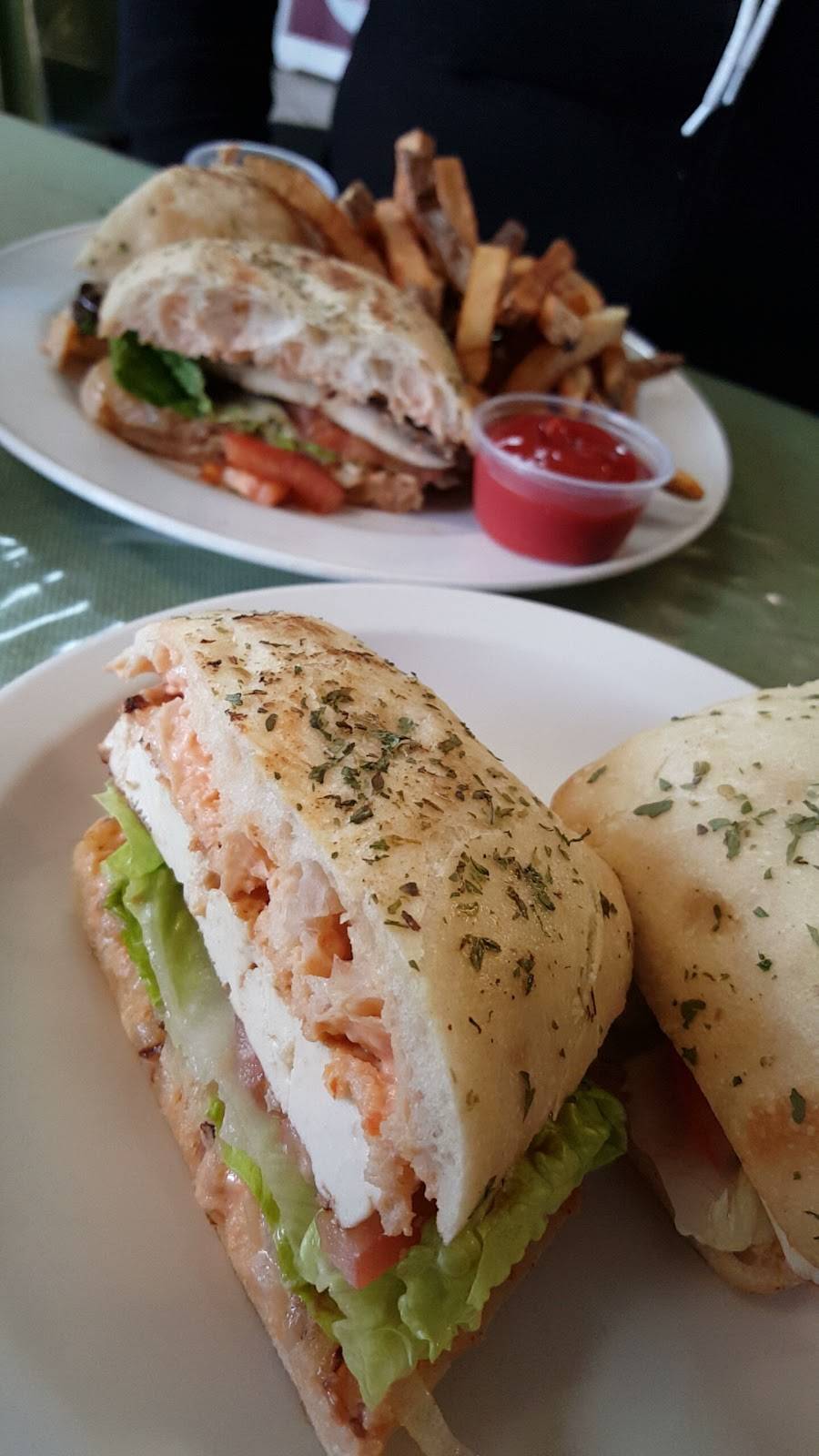 Vegetarian Express | restaurant | 3109 N Halsted St, Chicago, IL 60657, USA | 7733022881 OR +1 773-302-2881