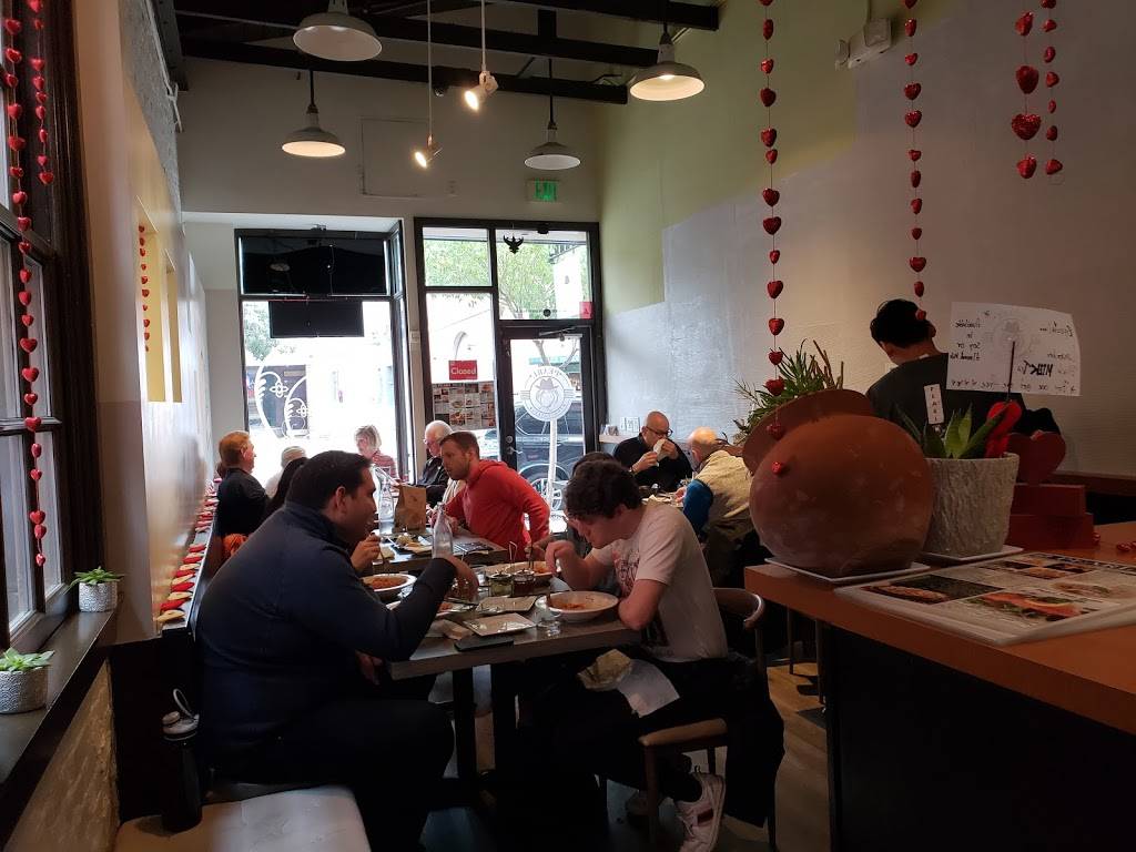 Pearl Thai Eatery | restaurant | 34 E Holly St, Pasadena, CA 91103, USA | 6264608818 OR +1 626-460-8818