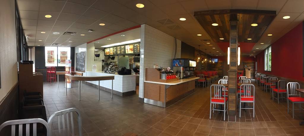 Arbys | restaurant | 5050 28th St SE, Grand Rapids, MI 49512, USA | 6169420461 OR +1 616-942-0461