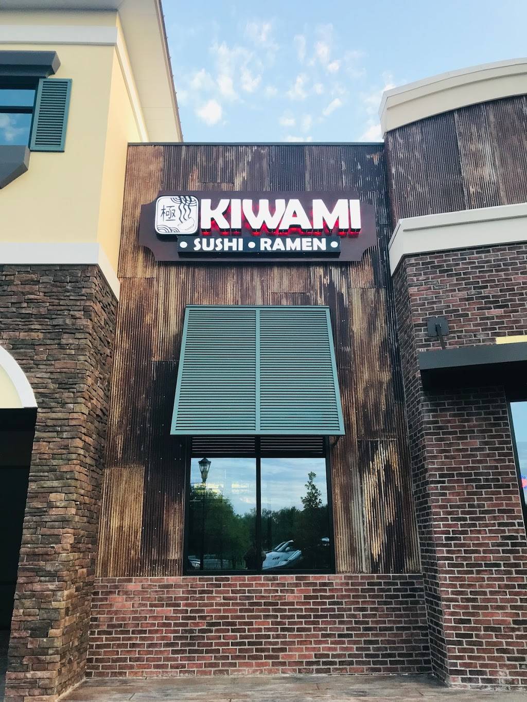 Kiwami Ramen Sushi | restaurant | 10262 Causeway Blvd, Tampa, FL 33619, USA | 8133930683 OR +1 813-393-0683