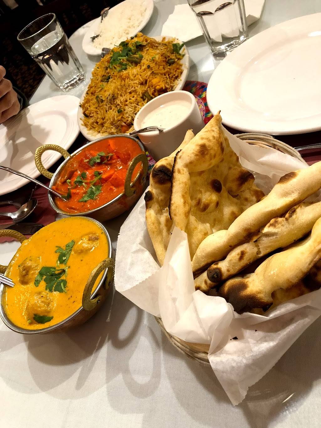 Royal Indian Cuisine | restaurant | 3877 Rochester Rd, Troy, MI 48083, USA | 2487430223 OR +1 248-743-0223