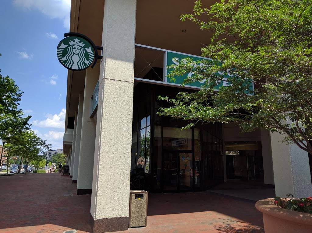 Starbucks | cafe | 4520 E W Hwy, Bethesda, MD 20814, USA | 3016541566 OR +1 301-654-1566