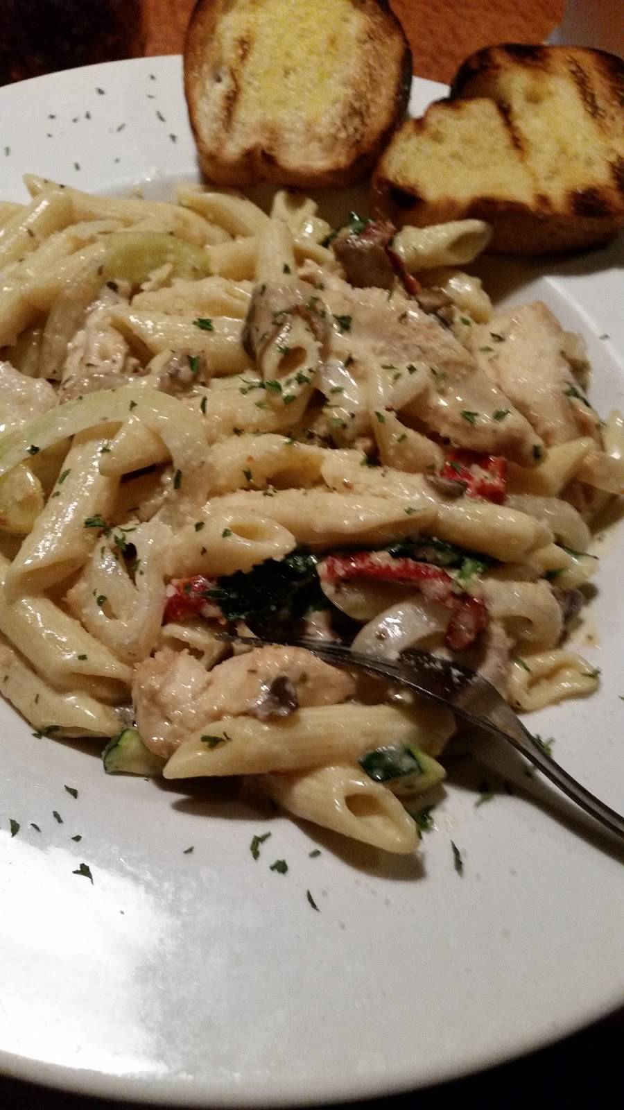 Longhitanos Gallery Pub & Grille | restaurant | 1225 West Main Street, Kent, OH 44240, USA | 3309686214 OR +1 330-968-6214