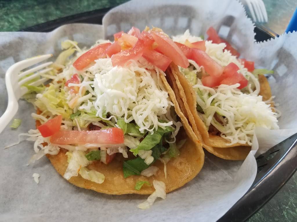 El Famous Burrito Naperville | restaurant | 598 IL-59, Naperville, IL 60540, USA | 6305271187 OR +1 630-527-1187