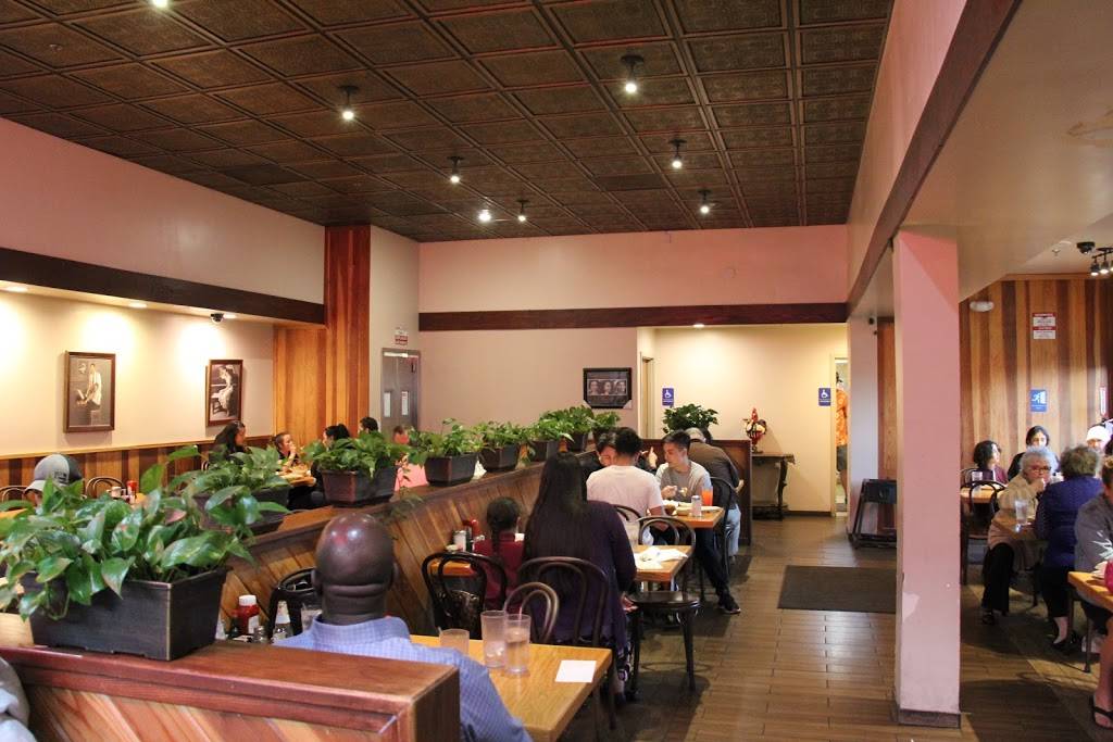 Roscoes House of Chicken and Waffles | restaurant | 2110 S Harbor Blvd, Anaheim, CA 92802, USA | 7148234130 OR +1 714-823-4130