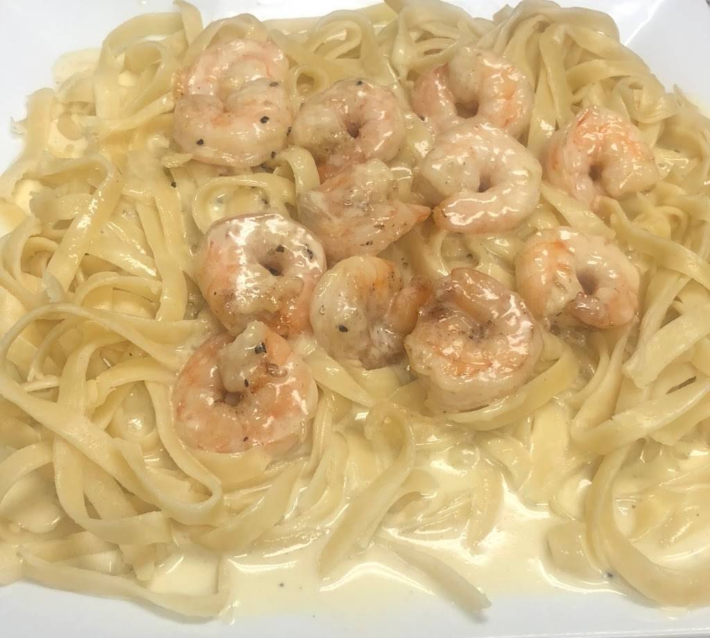 Mama Mia pizza and grill | restaurant | 4105 N Dupont Hwy, Dover, DE 19901, USA | 3027448724 OR +1 302-744-8724