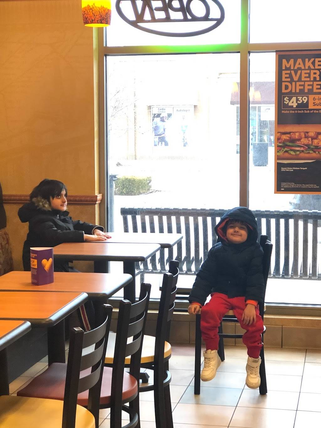 Subway | restaurant | 486 Advance Blvd #260, Tecumseh, ON N8N 0B8, Canada | 5197270330 OR +1 519-727-0330