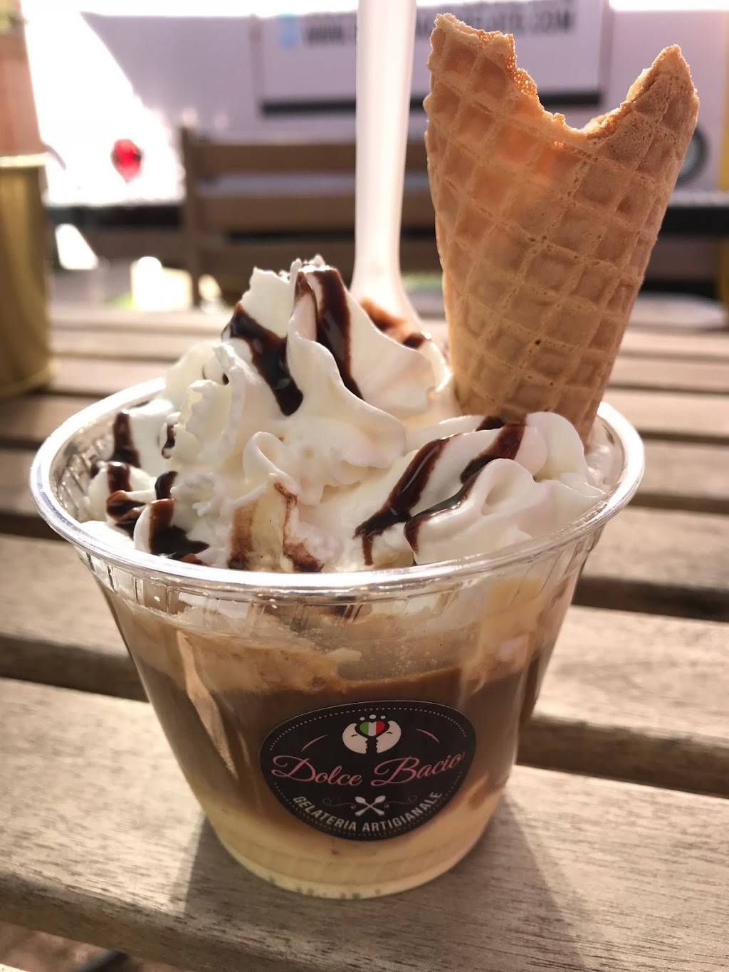 Dolce Bacio Gelato & Desserts | bakery | 2207 E Cesar Chavez St, Austin, TX 78702, USA | 5129454542 OR +1 512-945-4542