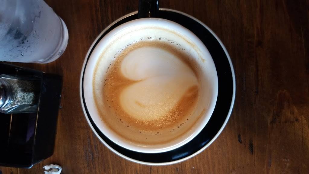 Seven Mile Cafe | restaurant | 6300 North Fwy, Fort Worth, TX 76137, USA | 8177780911 OR +1 817-778-0911