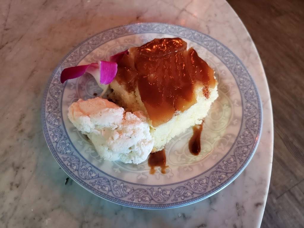 Eastside Social | restaurant | 1008 Queen St E, Toronto, ON M4M 1K1, Canada | 4164615663 OR +1 416-461-5663