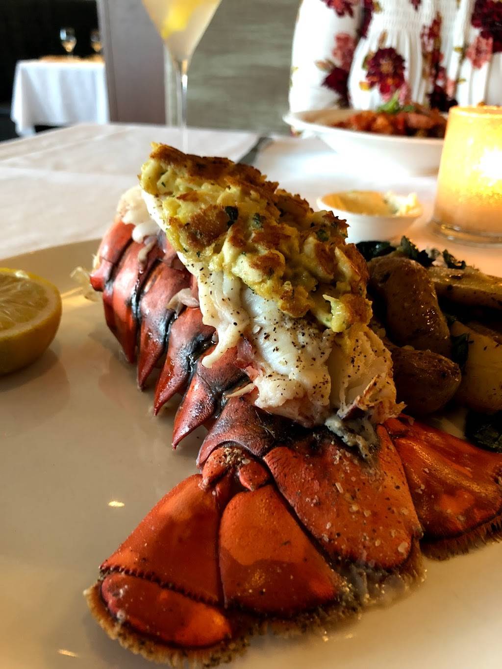 Monterey Bay Fish Grotto | restaurant | 1411 Grandview Ave, Pittsburgh, PA 15211, USA | 4124814414 OR +1 412-481-4414