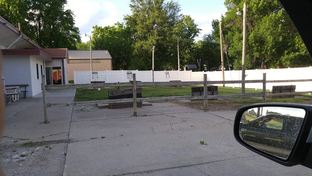 Lodge | restaurant | 16609 Clay St, Bellevue, NE 68123, USA | 4022918585 OR +1 402-291-8585