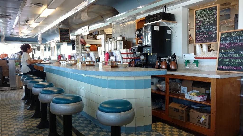 4 Corners Diner | restaurant | 100 E Fort Macon Rd, Atlantic Beach, NC 28512, USA | 2522408855 OR +1 252-240-8855