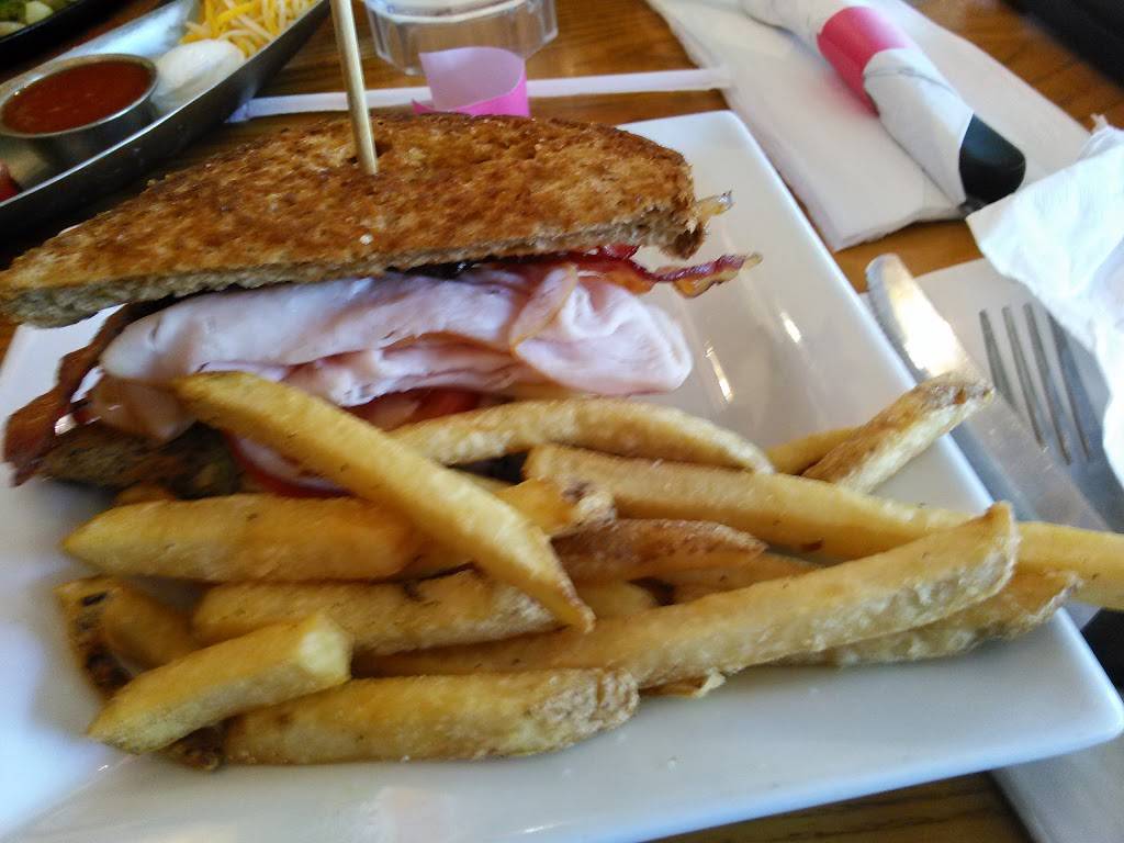 Chilis Grill & Bar | meal takeaway | 3980 US Hwy 98 N, Lakeland, FL 33809, USA | 8638597350 OR +1 863-859-7350