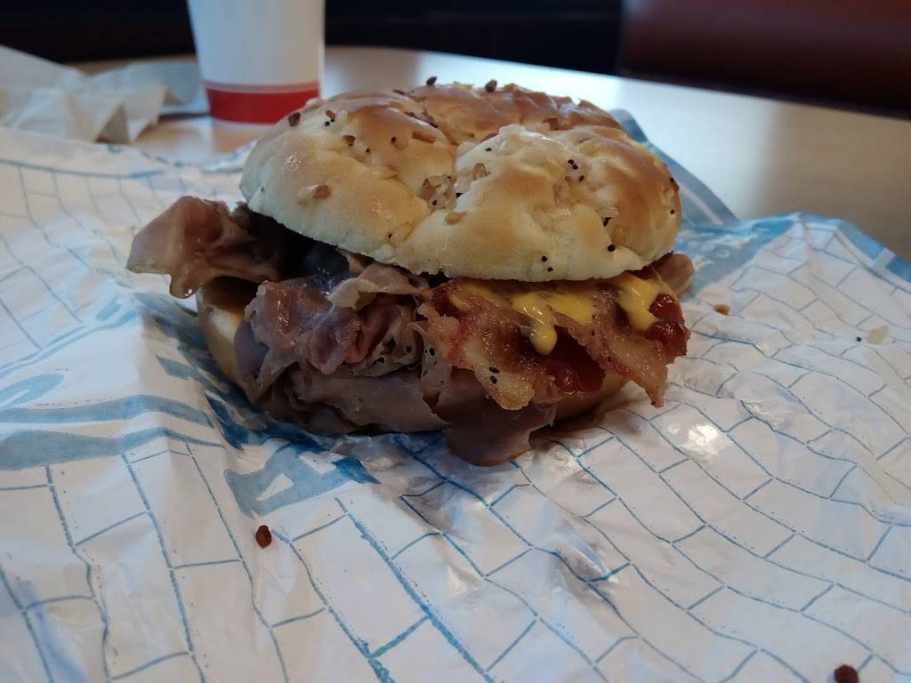 Arbys | restaurant | 1362 W Arrowhead Rd Dr, Duluth, MN 55811, USA | 2187288918 OR +1 218-728-8918