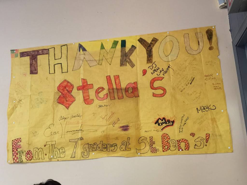 Stellas Carry Out | restaurant | 2200 W Irving Park Rd, Chicago, IL 60618, USA | 7735882222 OR +1 773-588-2222