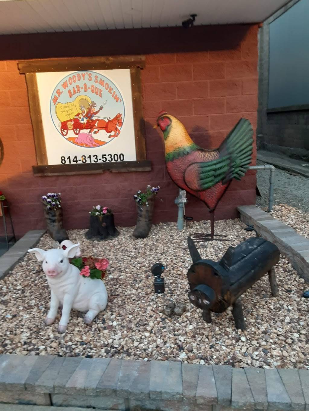 MR. WOODYS SMOKIN BAR-B-QUE | restaurant | 259 Venango Ave, Cambridge Springs, PA 16403, USA | 8148135300 OR +1 814-813-5300