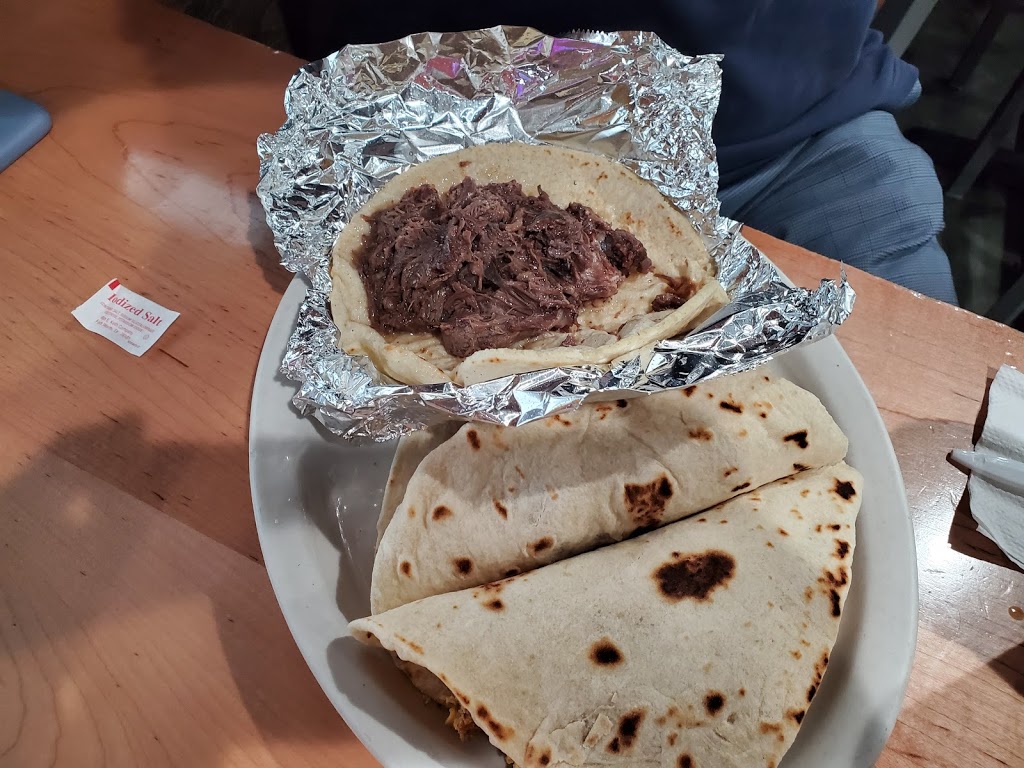 Tommys Restaurant | restaurant | 8823 Wurzbach Rd, San Antonio, TX 78240, USA | 2105589777 OR +1 210-558-9777