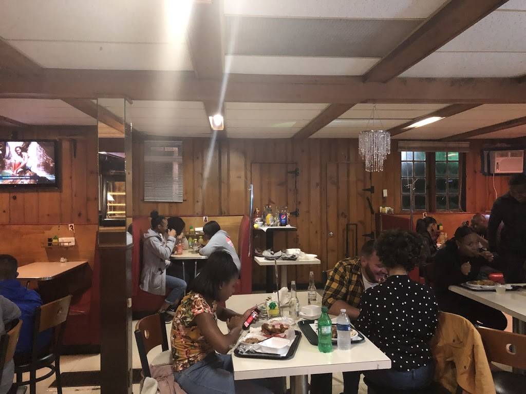 Caribbean Breeze LLC | restaurant | 3441 Columbia Ave, Lancaster, PA 17603, USA | 7178265304 OR +1 717-826-5304