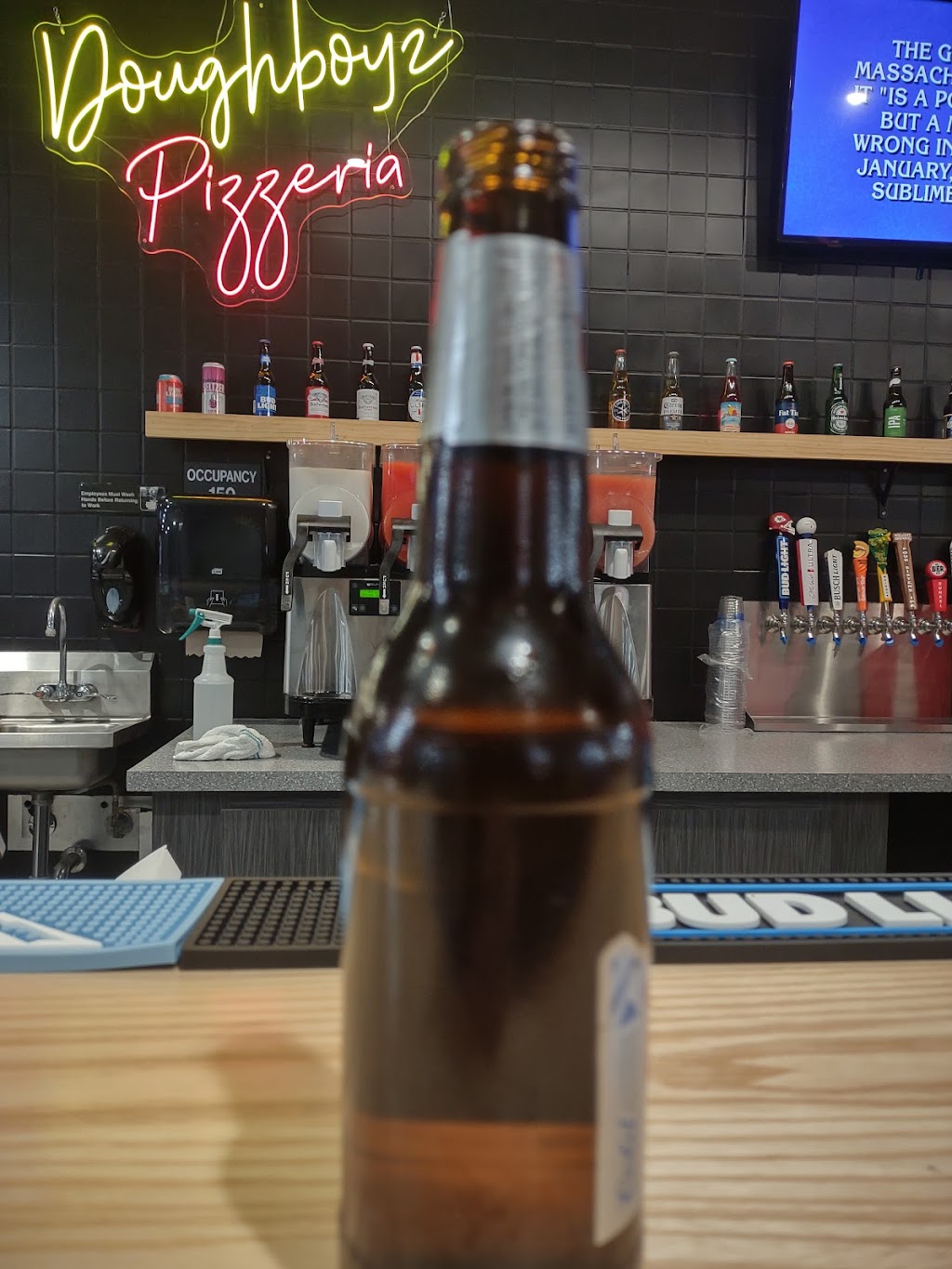 Doughboyz Pizzeria West | restaurant | C01A, 1801 SW Wanamaker Rd, Topeka, KS 66604, USA | 7857302228 OR +1 785-730-2228