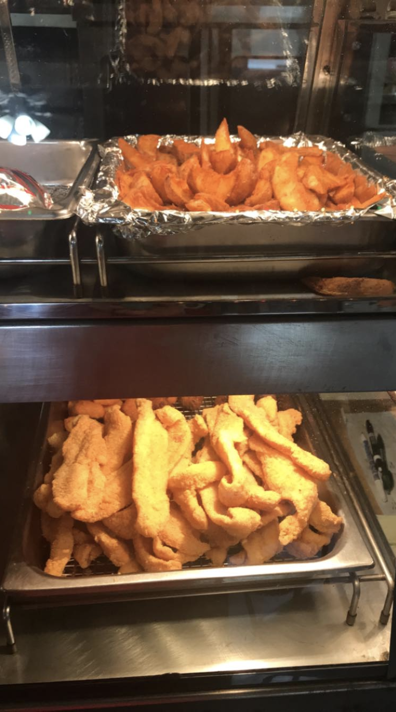 Harbisons Country Market | restaurant | IL-34, Herod, IL 62947, USA | 6182642091 OR +1 618-264-2091