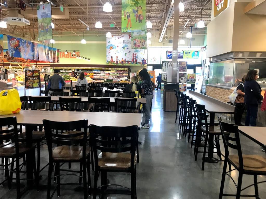 Jollibee | restaurant | 24536 Hesperian Blvd Suite 400, Hayward, CA 94545, USA | 5109011901 OR +1 510-901-1901