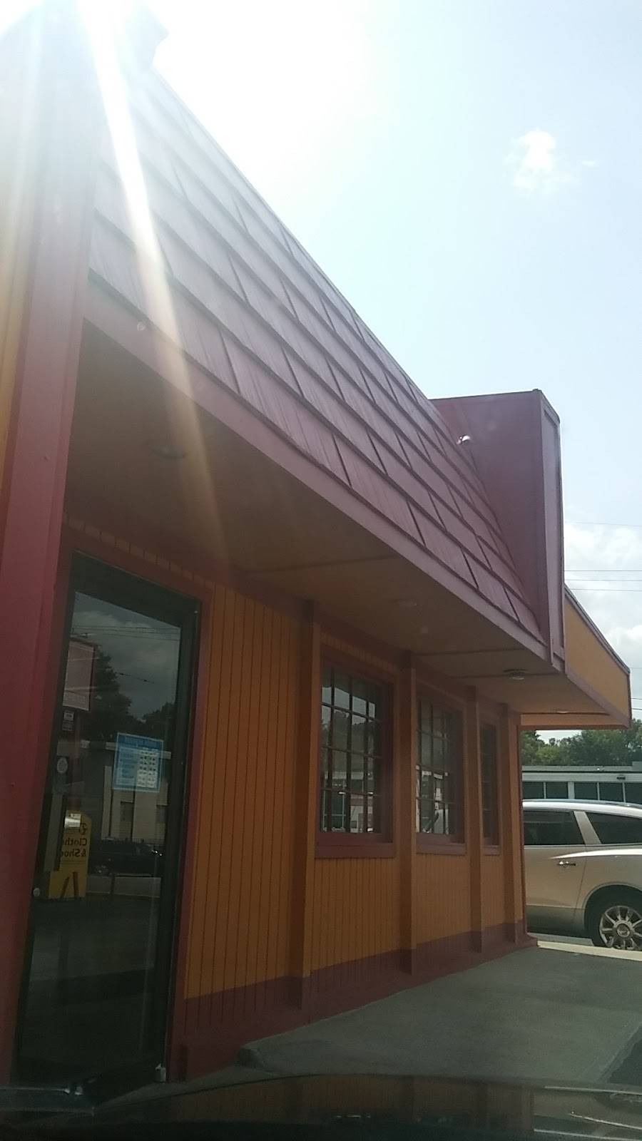 China Feast | restaurant | 1317 N 38 St, Kansas City, KS 66102, USA | 9135732300 OR +1 913-573-2300