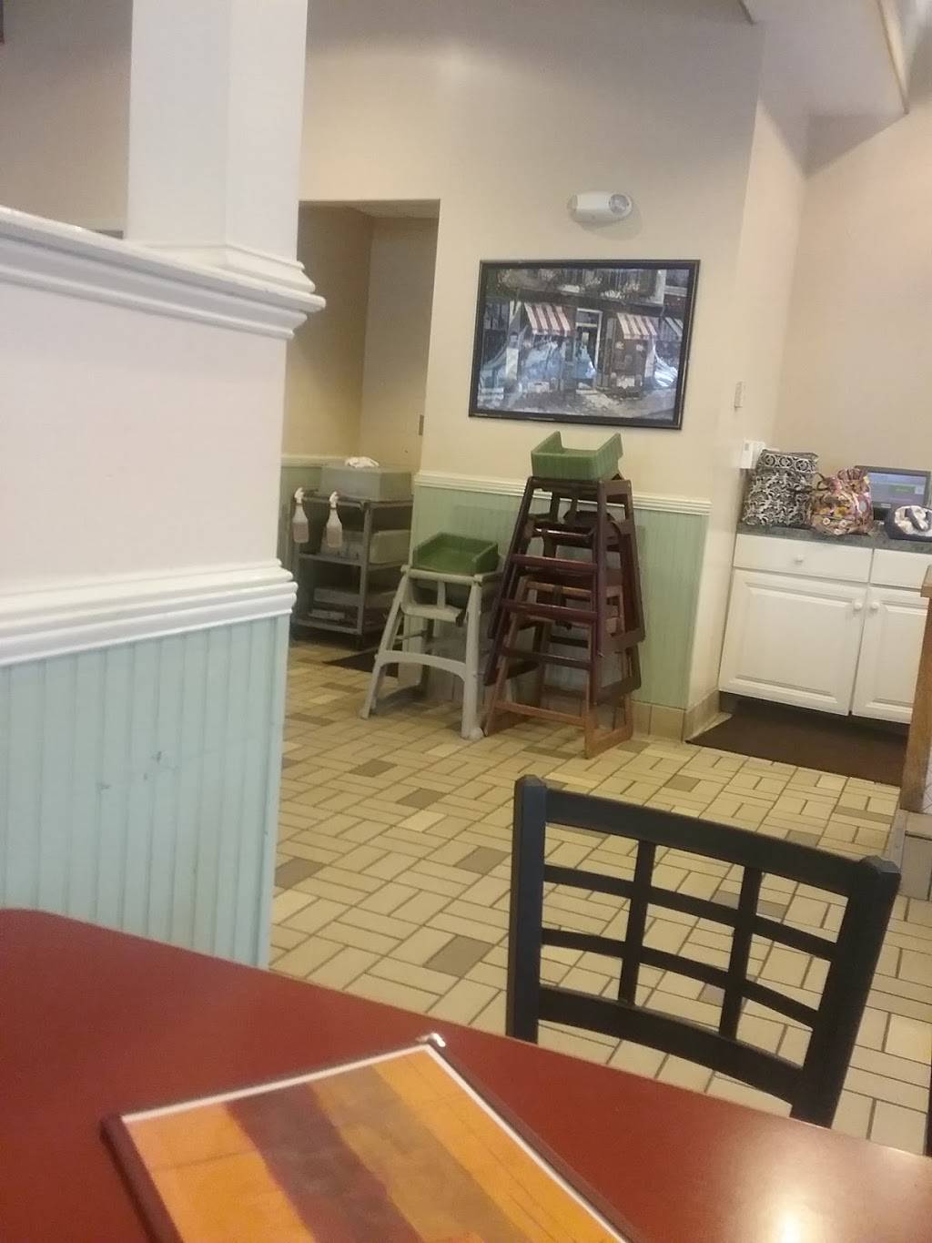 Parkette Family Restaurant | restaurant | 2022 E Pike St, Clarksburg, WV 26301, USA | 3046230155 OR +1 304-623-0155