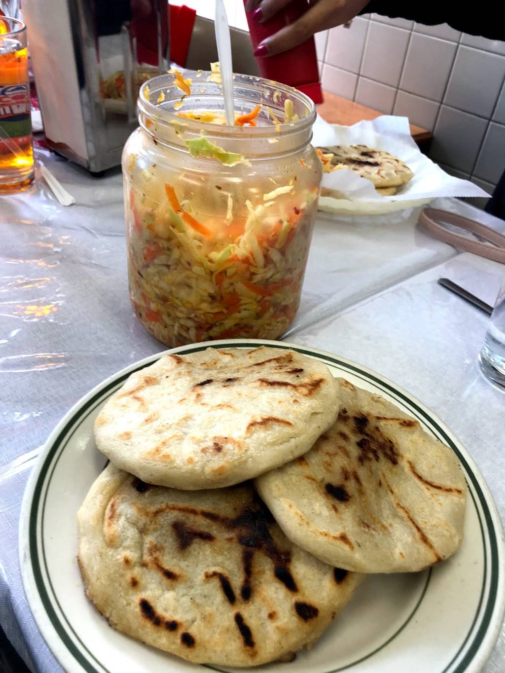 El Guanaco | restaurant | 4195 Broadway, New York, NY 10033, USA | 2127955400 OR +1 212-795-5400