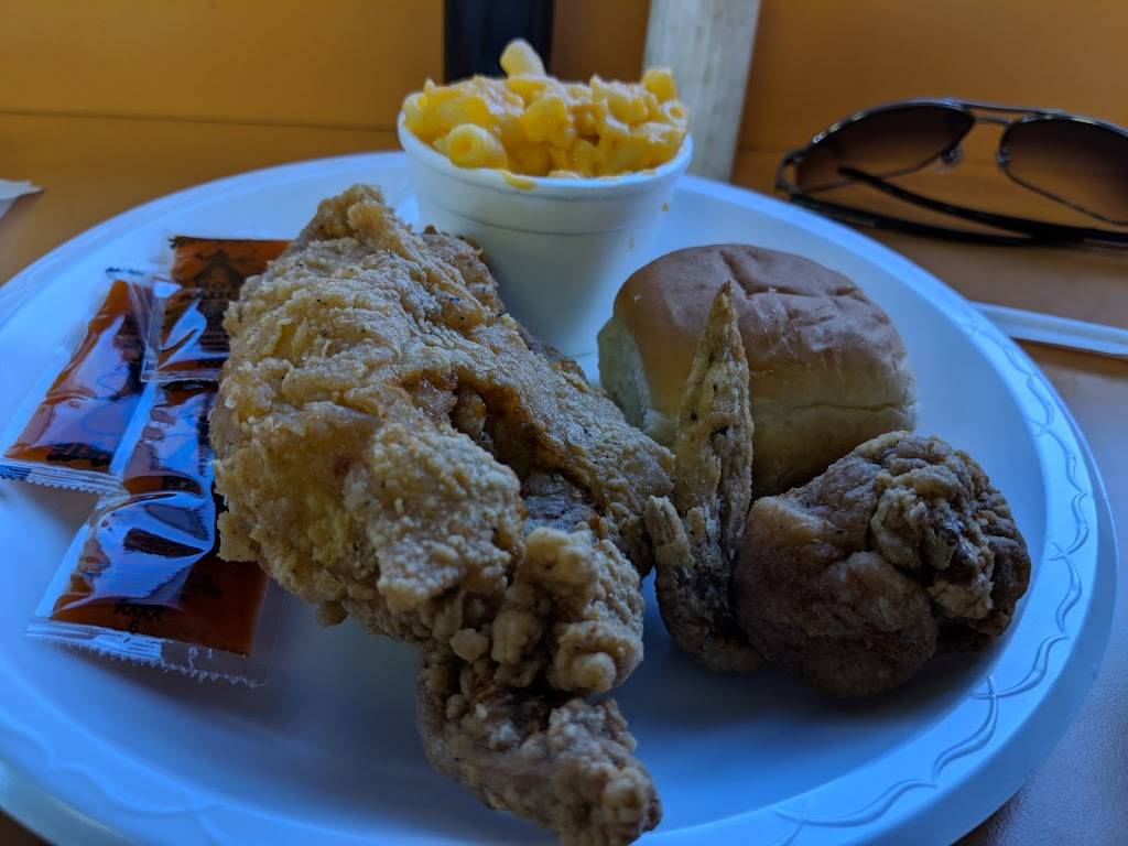 Wayside Takeout & Catering | meal takeaway | 2203 Jefferson Park Ave, Charlottesville, VA 22903, USA | 4349775000 OR +1 434-977-5000