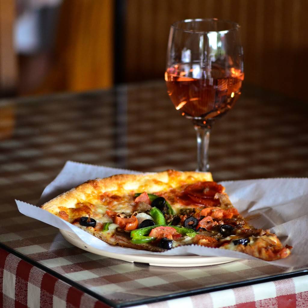 Joes NY Pizza & Pasta | restaurant | 1070 Palm Coast Pkwy NW, Palm Coast, FL 32137, USA | 3864451650 OR +1 386-445-1650