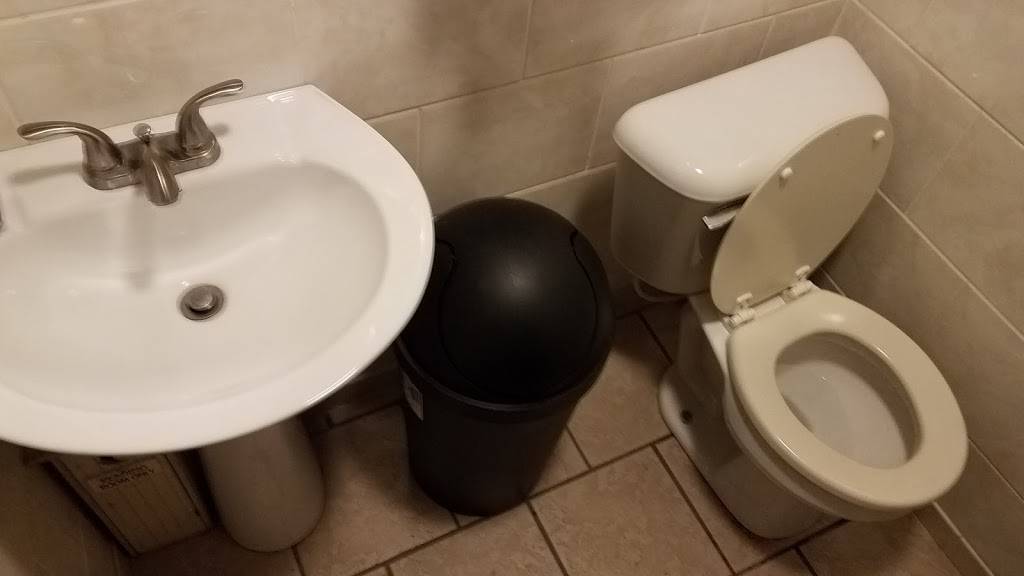 Pepperoncinis | restaurant | 5106 Mary Ingles Hwy, Silver Grove, KY 41085, USA | 8593606801 OR +1 859-360-6801