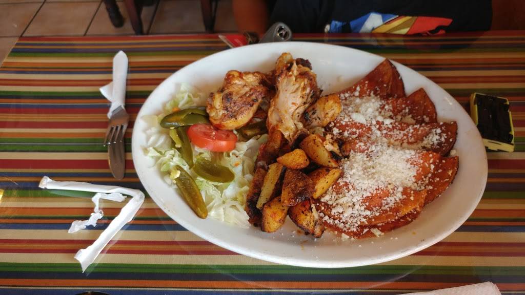 Restaurant Mary | restaurant | 1819 S Main St, Santa Ana, CA 92707, USA | 7145471744 OR +1 714-547-1744