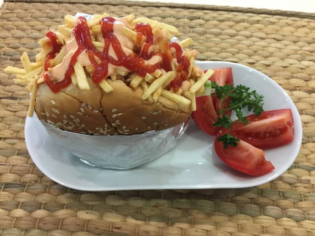 La Embajada Colombiana Restaurant | restaurant | 18400 NW 75th Pl # 113, Hialeah, FL 33015, USA | 3055580990 OR +1 305-558-0990