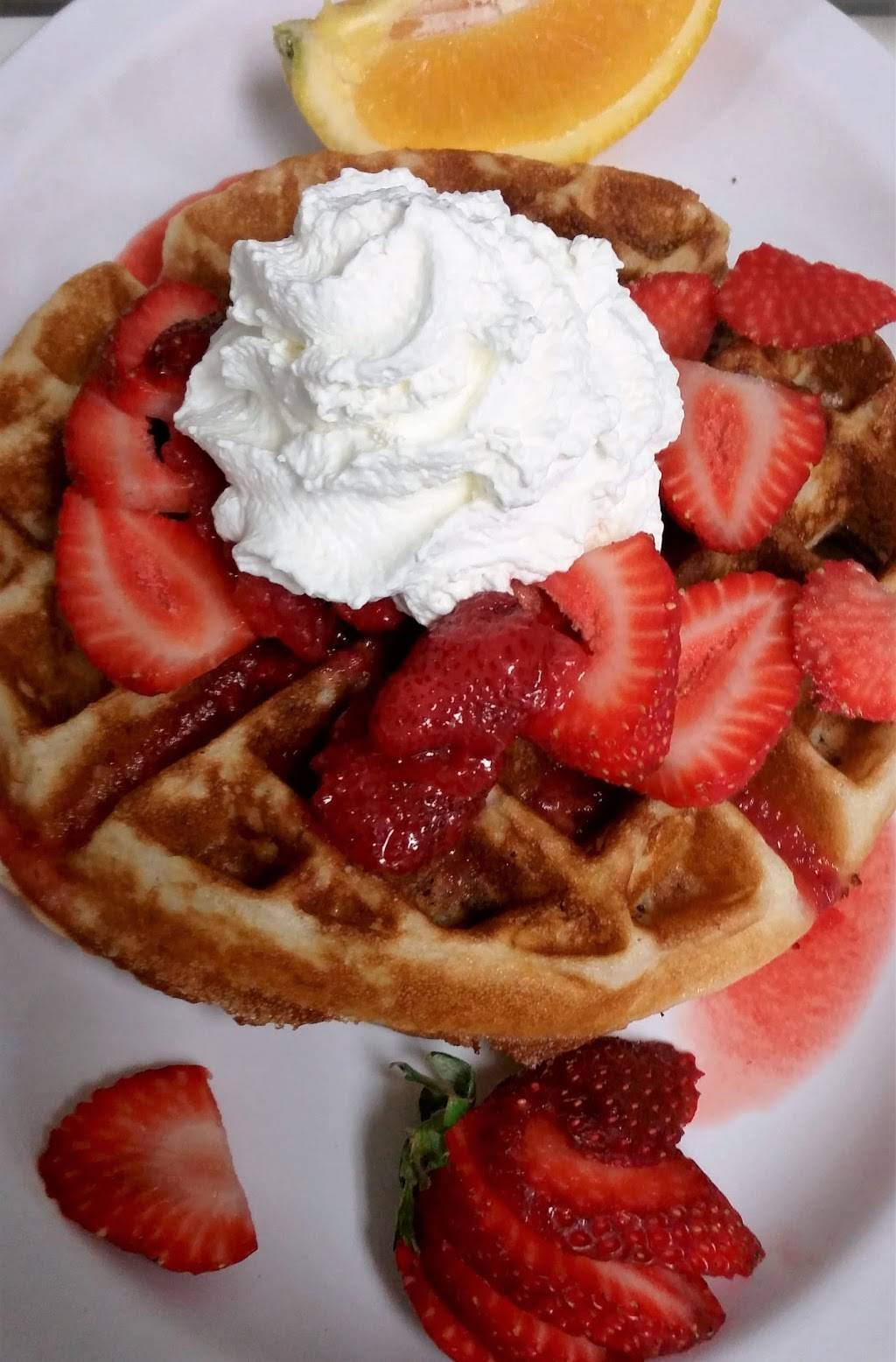 The Crooked Putter Restaurant | restaurant | 14260 W Meeker Blvd, Sun City West, AZ 85375, USA | 6235446090 OR +1 623-544-6090