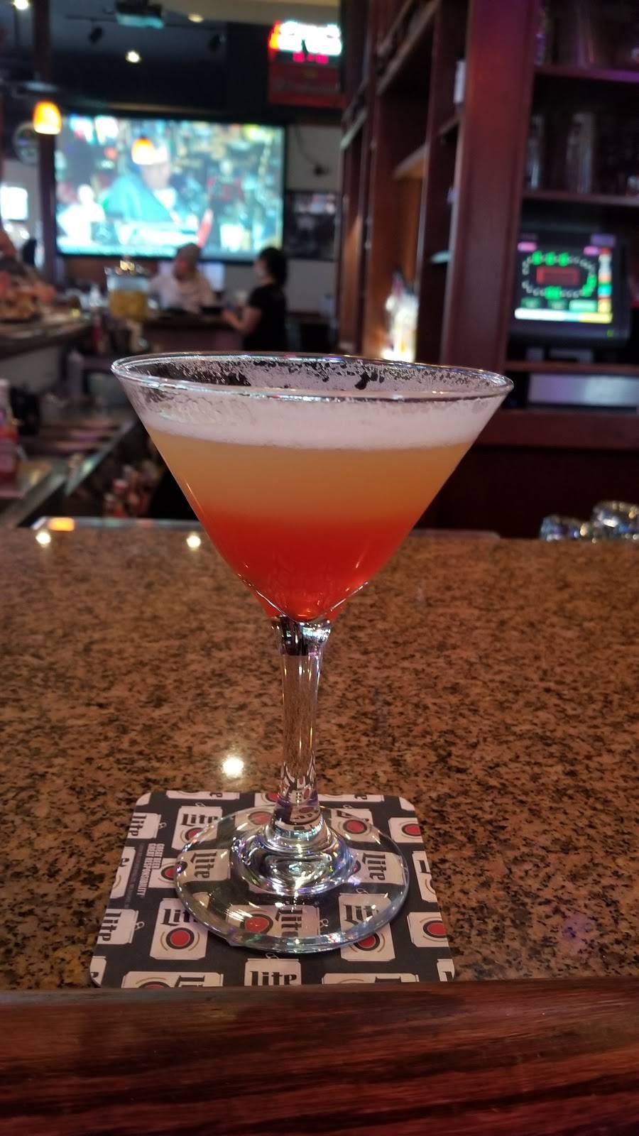 Legends Grill and Bar | restaurant | 620 W Veterans Pkwy, Yorkville, IL 60560, USA | 6308828380 OR +1 630-882-8380