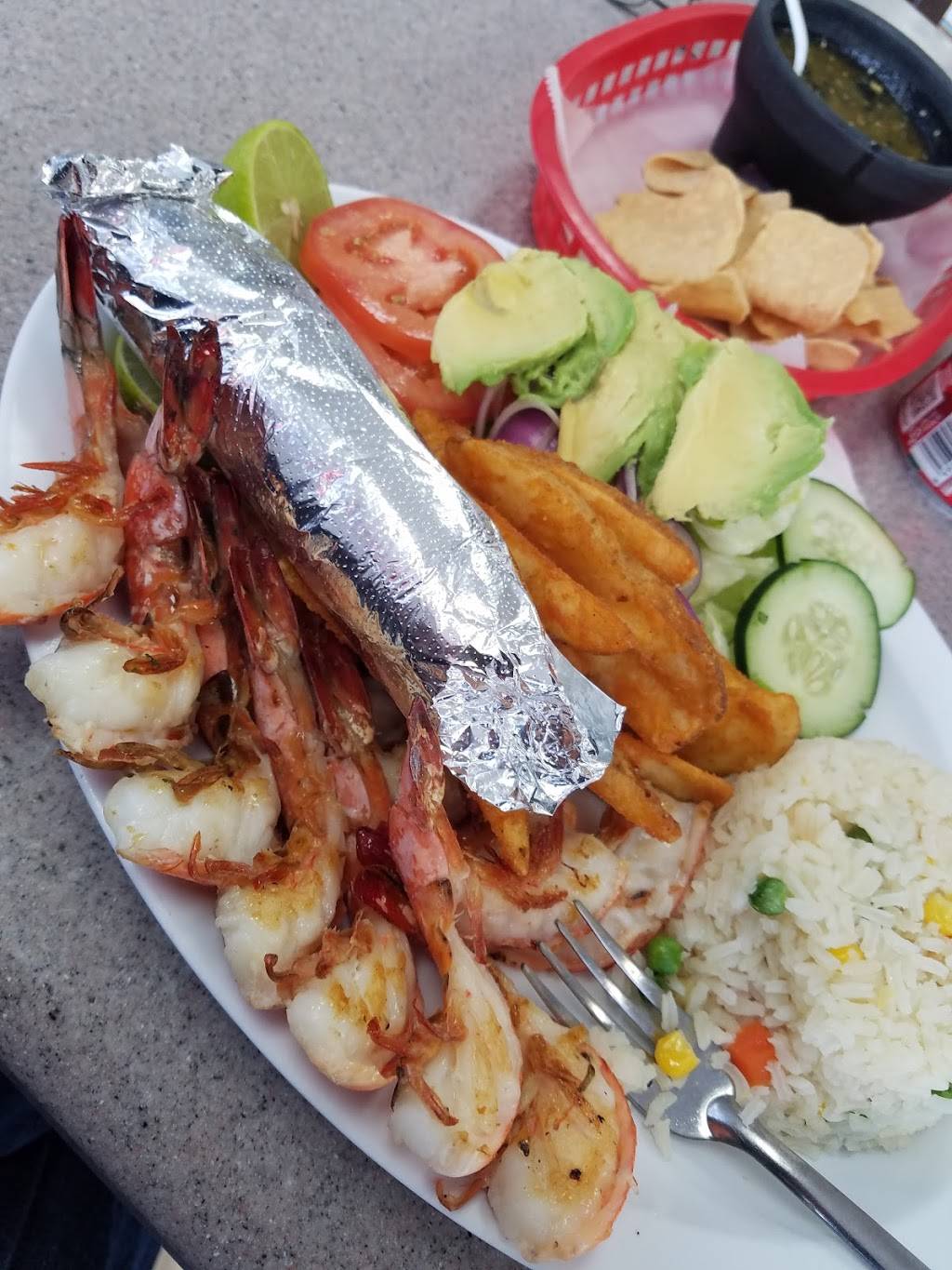 Fiesta Del Mar | restaurant | 4222 Slauson Ave, Maywood, CA 90270, USA | 3235604982 OR +1 323-560-4982