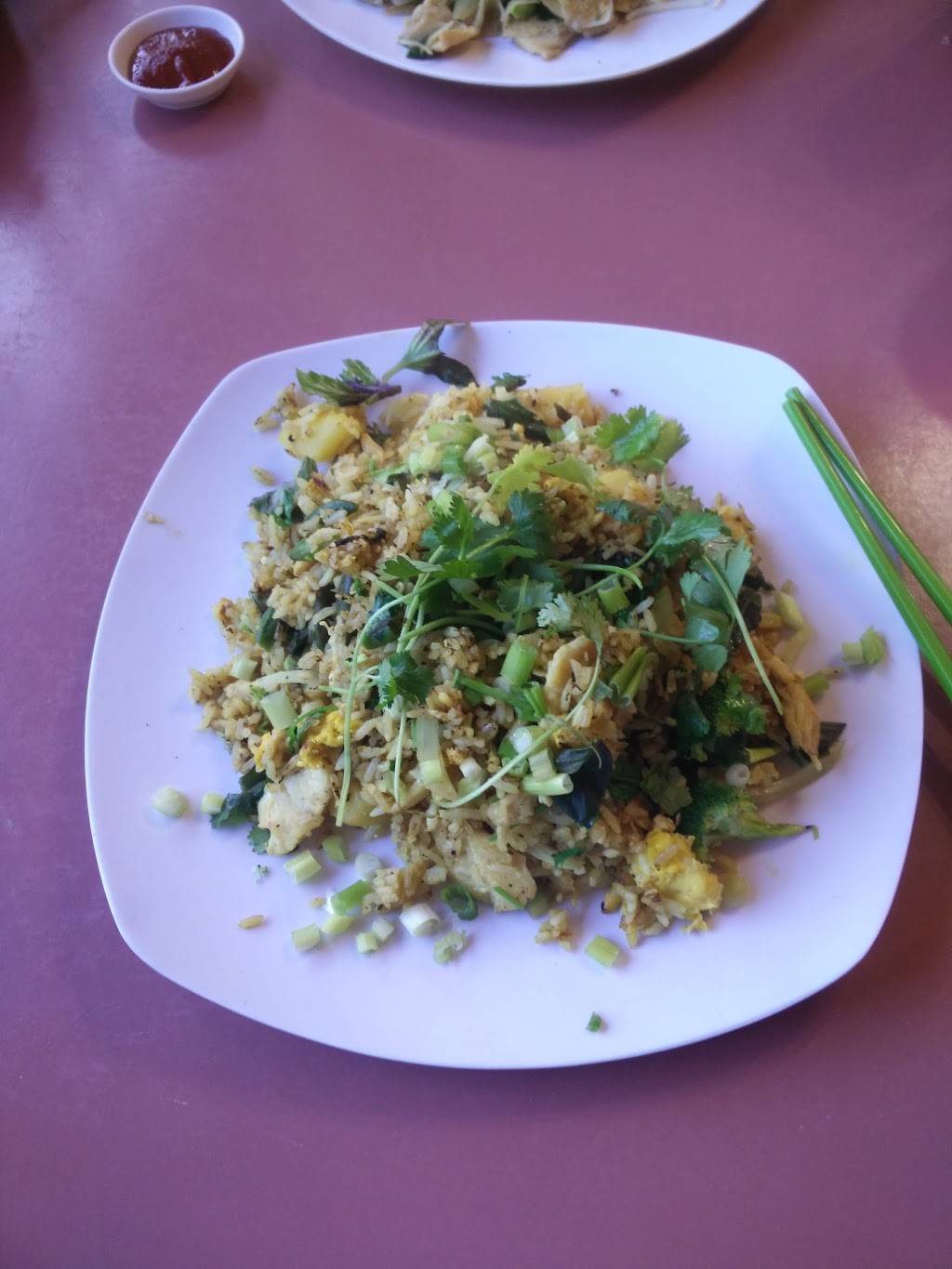 Pho Lê 2 | restaurant | 8435 SE Powell Blvd, Portland, OR 97266, USA | 9717162841 OR +1 971-716-2841