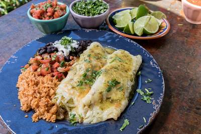 Grillys Restaurant | restaurant | 1 Bolinas Rd, Fairfax, CA 94930, USA | 4154576171 OR +1 415-457-6171