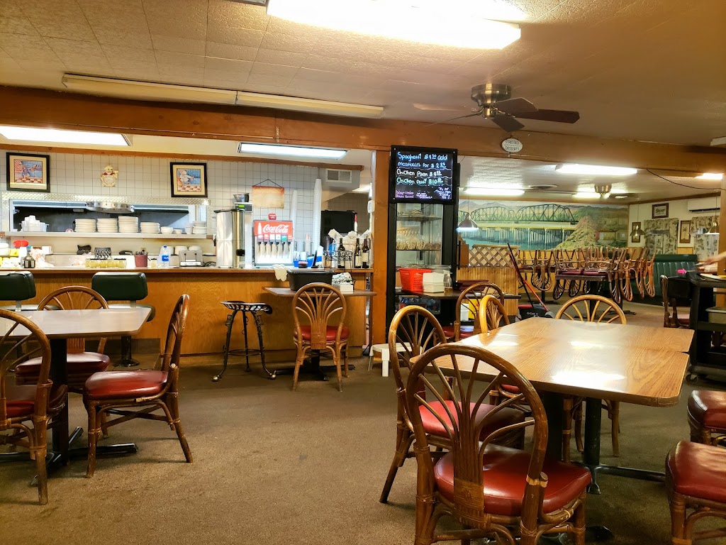 Crossroads Cafe | restaurant | 612 S California Ave, Parker, AZ 85344, USA | 9286699552 OR +1 928-669-9552