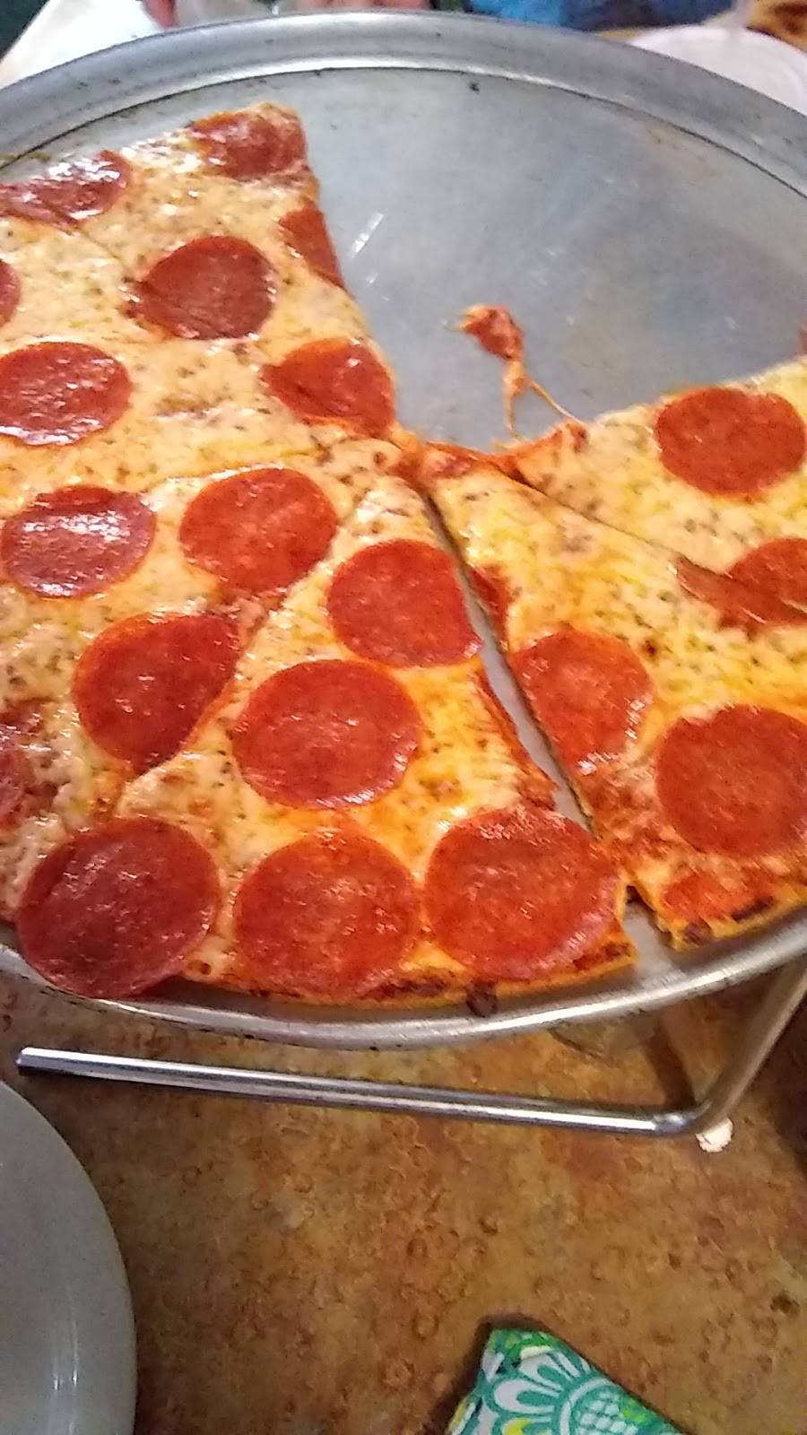 The Other Place On The Hill | restaurant | 401 State St, Hamel, IL 62046, USA | 6186332500 OR +1 618-633-2500